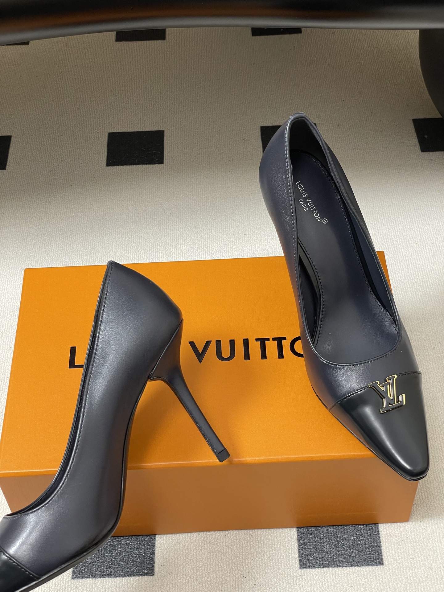 Women's high heels